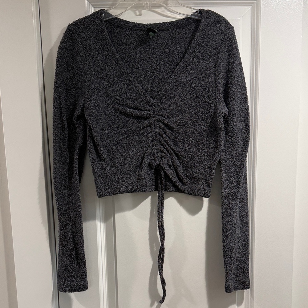 Wild Fable Dark Gray Ruched Long Sleeve Crop Top